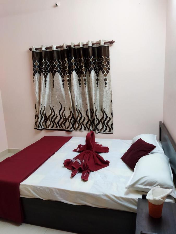 Aashritha Wedding Stay Tiruchirappalli Buitenkant foto